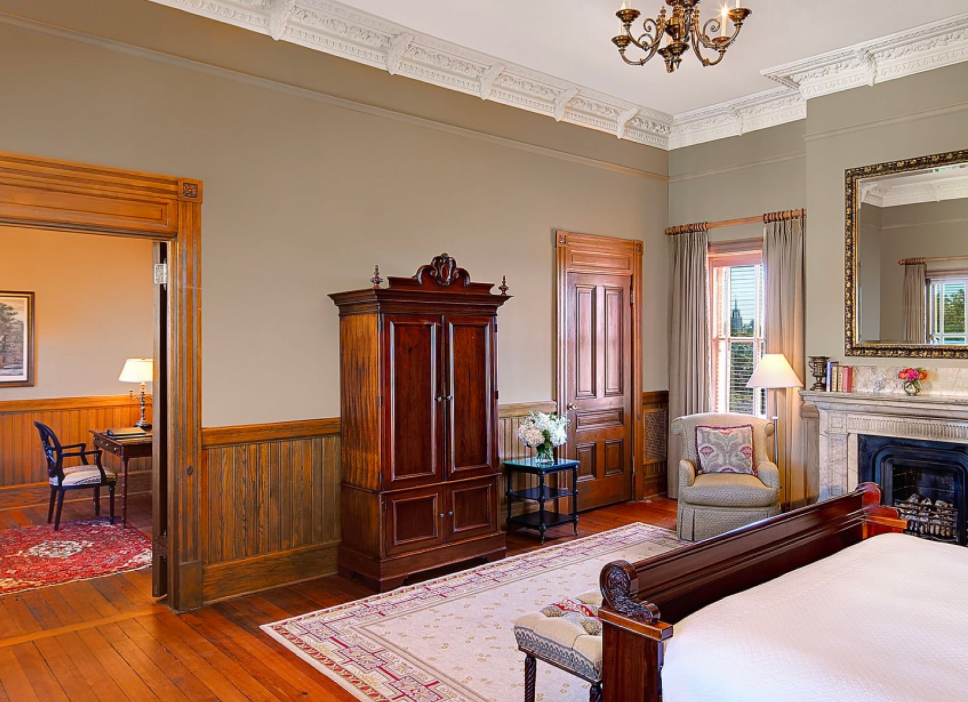 Hotel Rooms in Downtown Charleston SC | Wentworth Mansion