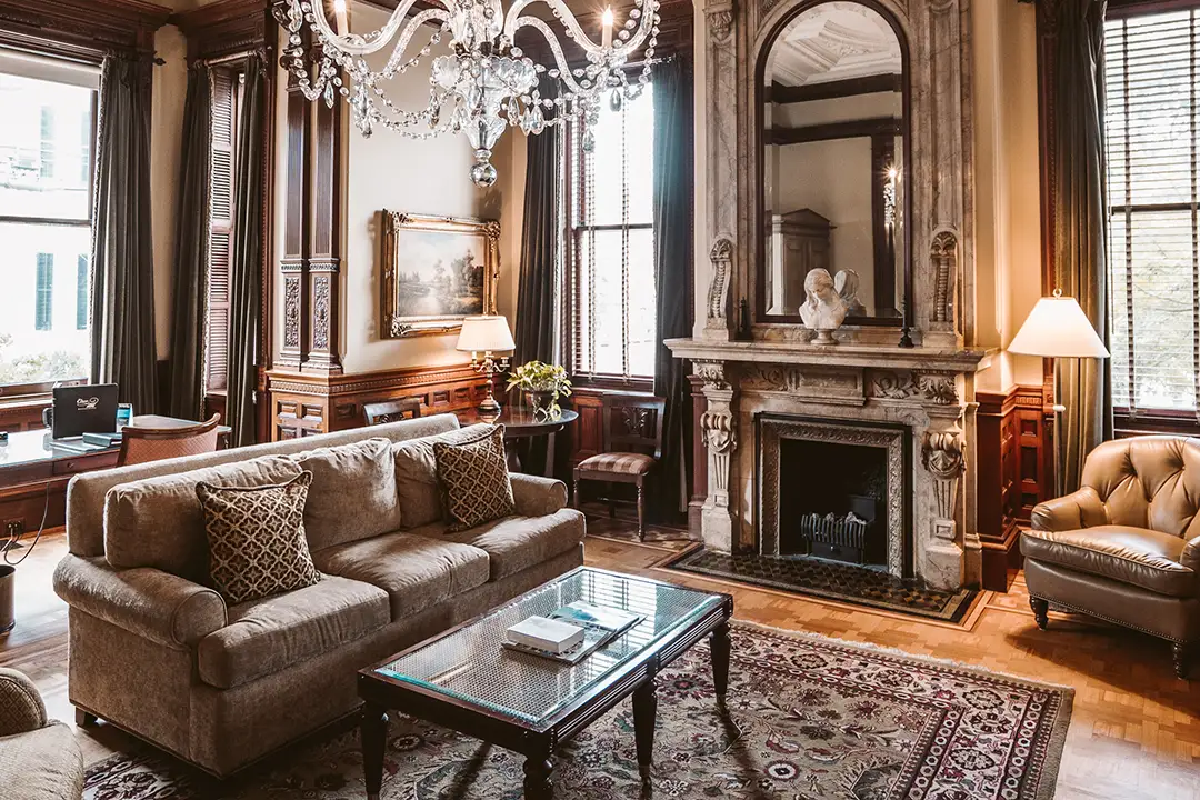 Grand Mansion Suite at Wentworth Mansion
